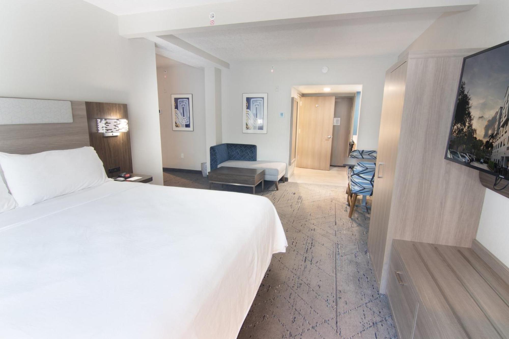 דייוי Holiday Inn Express And Suites Fort Lauderdale Airport West By Ihg מראה חיצוני תמונה