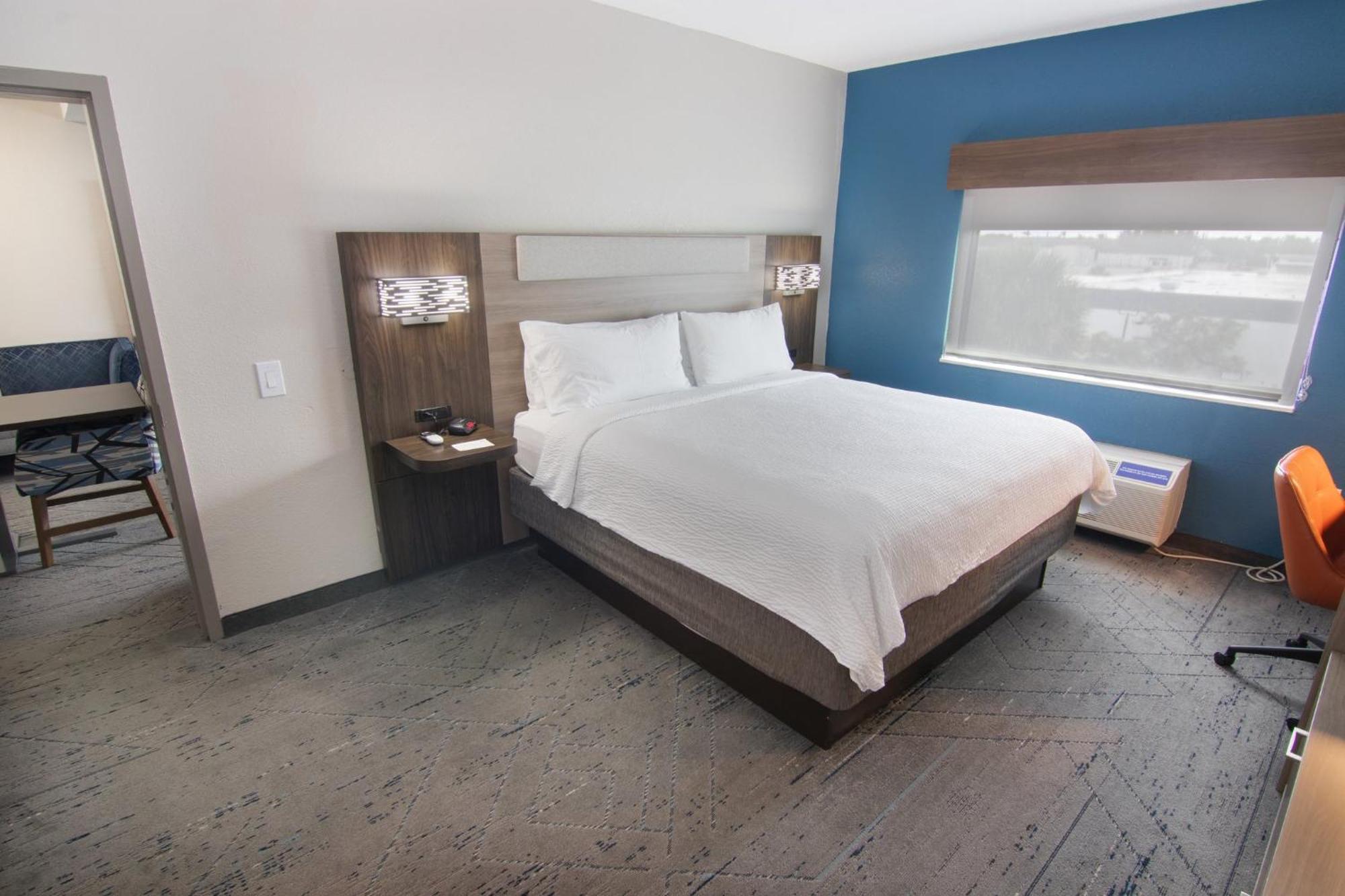 דייוי Holiday Inn Express And Suites Fort Lauderdale Airport West By Ihg מראה חיצוני תמונה