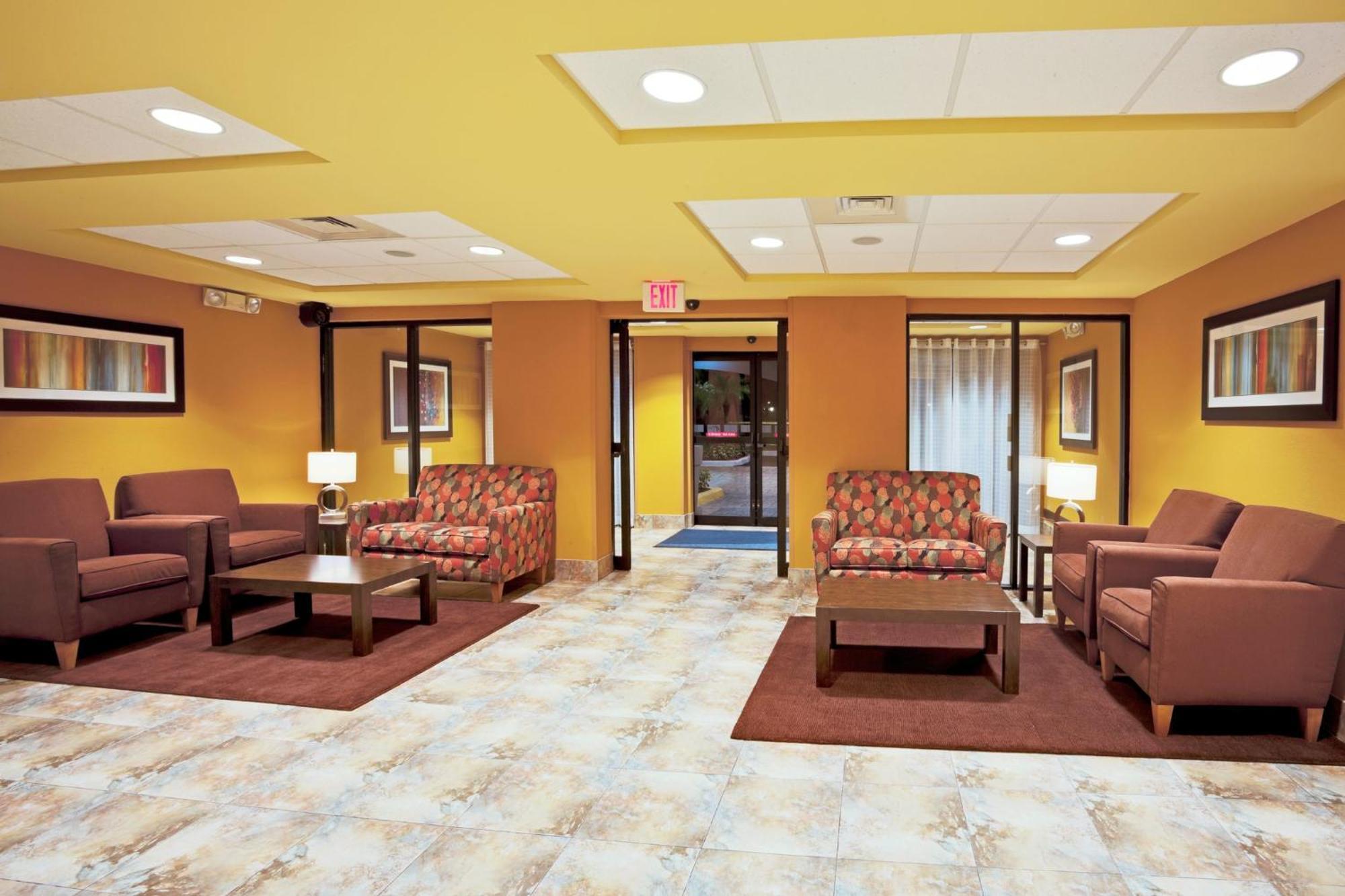 דייוי Holiday Inn Express And Suites Fort Lauderdale Airport West By Ihg מראה חיצוני תמונה